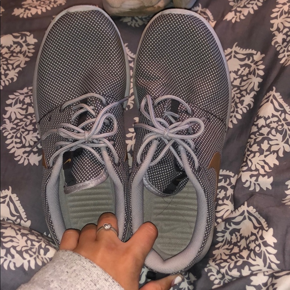 Gray and Gold Nike Roshe Gym Shoes